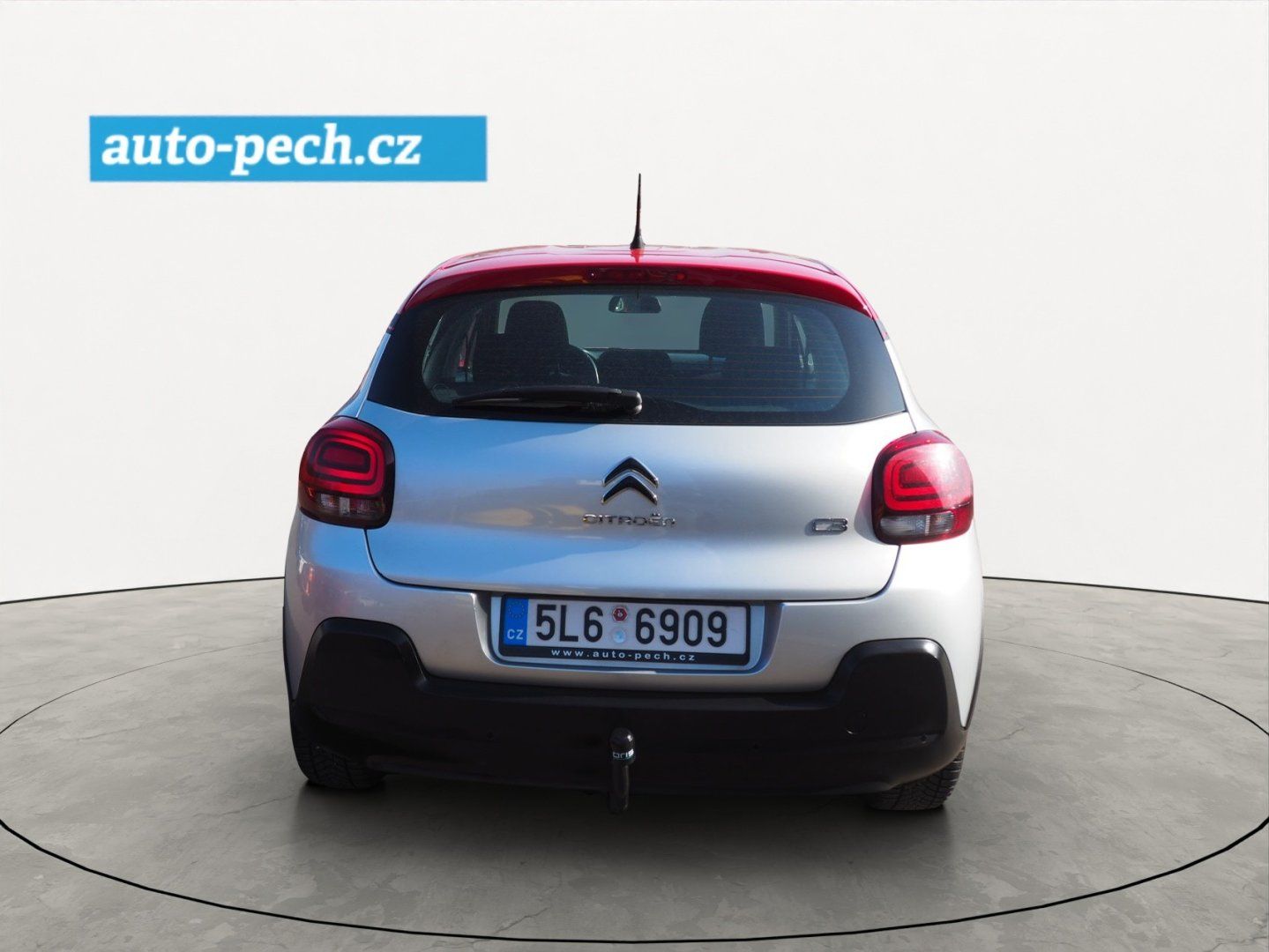Citroën C3, 1.2 PureTech, Tažné - fotka 3