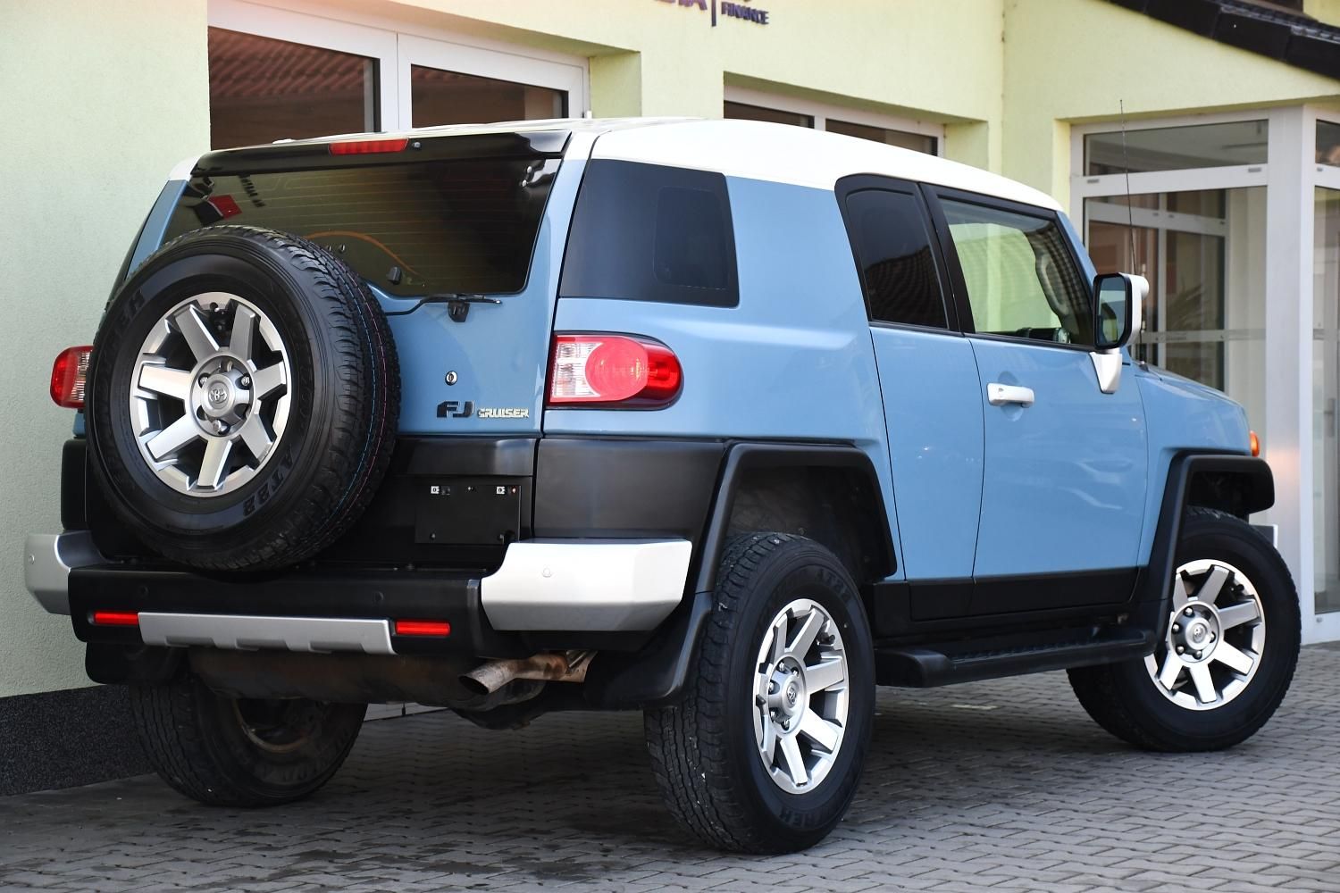 Toyota FJ Cruiser, Cruiser 4,0 VVT-i V6 AWD AT - fotka 5