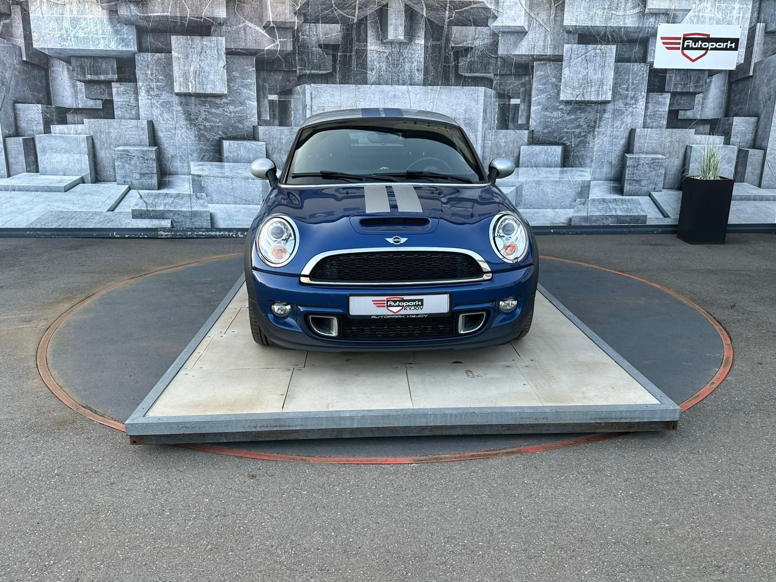 Mini Cooper S, Coupe, 2.0D 105KW - fotka 2