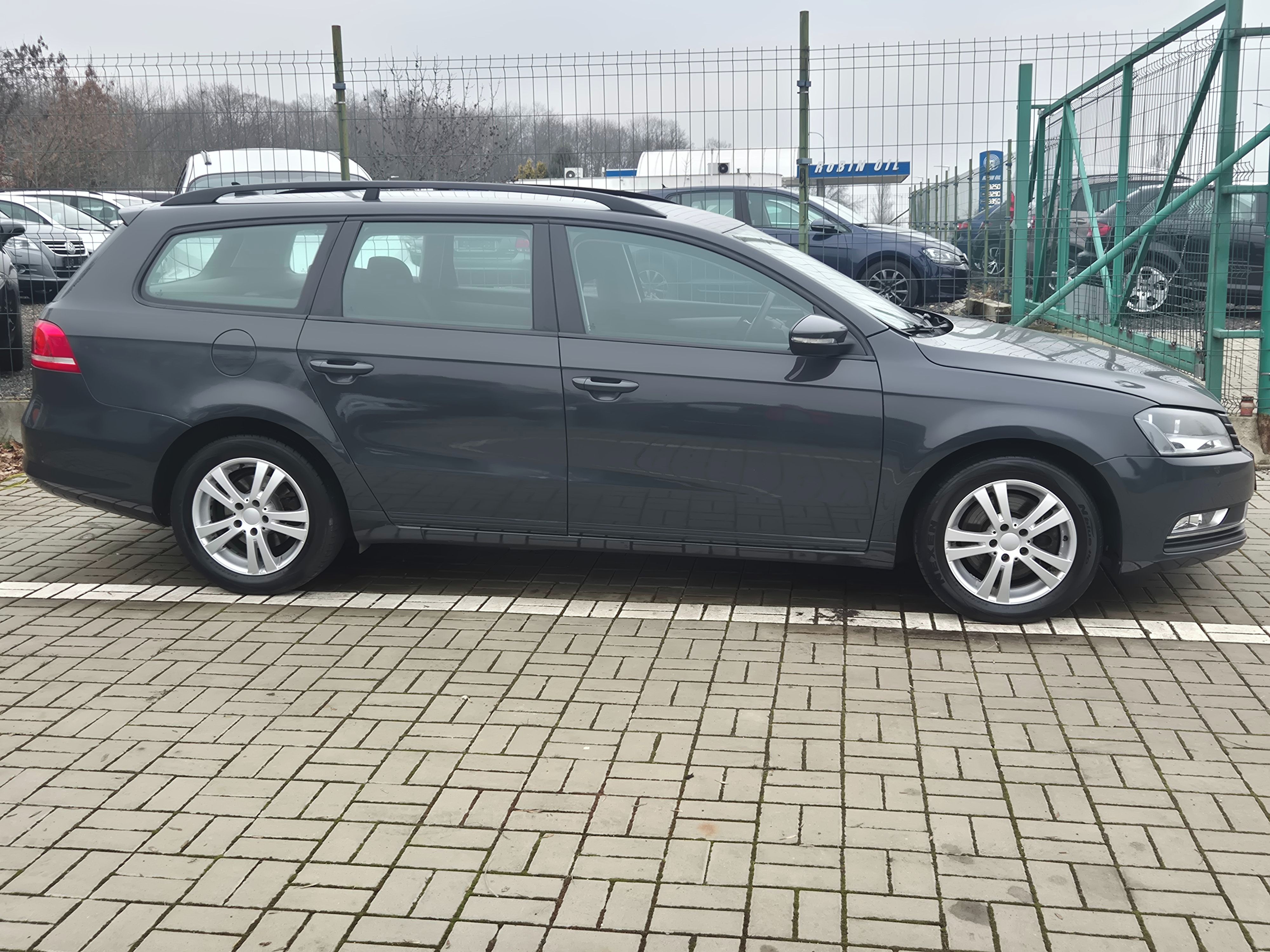 Volkswagen Passat, 2.0TDI - fotka 2
