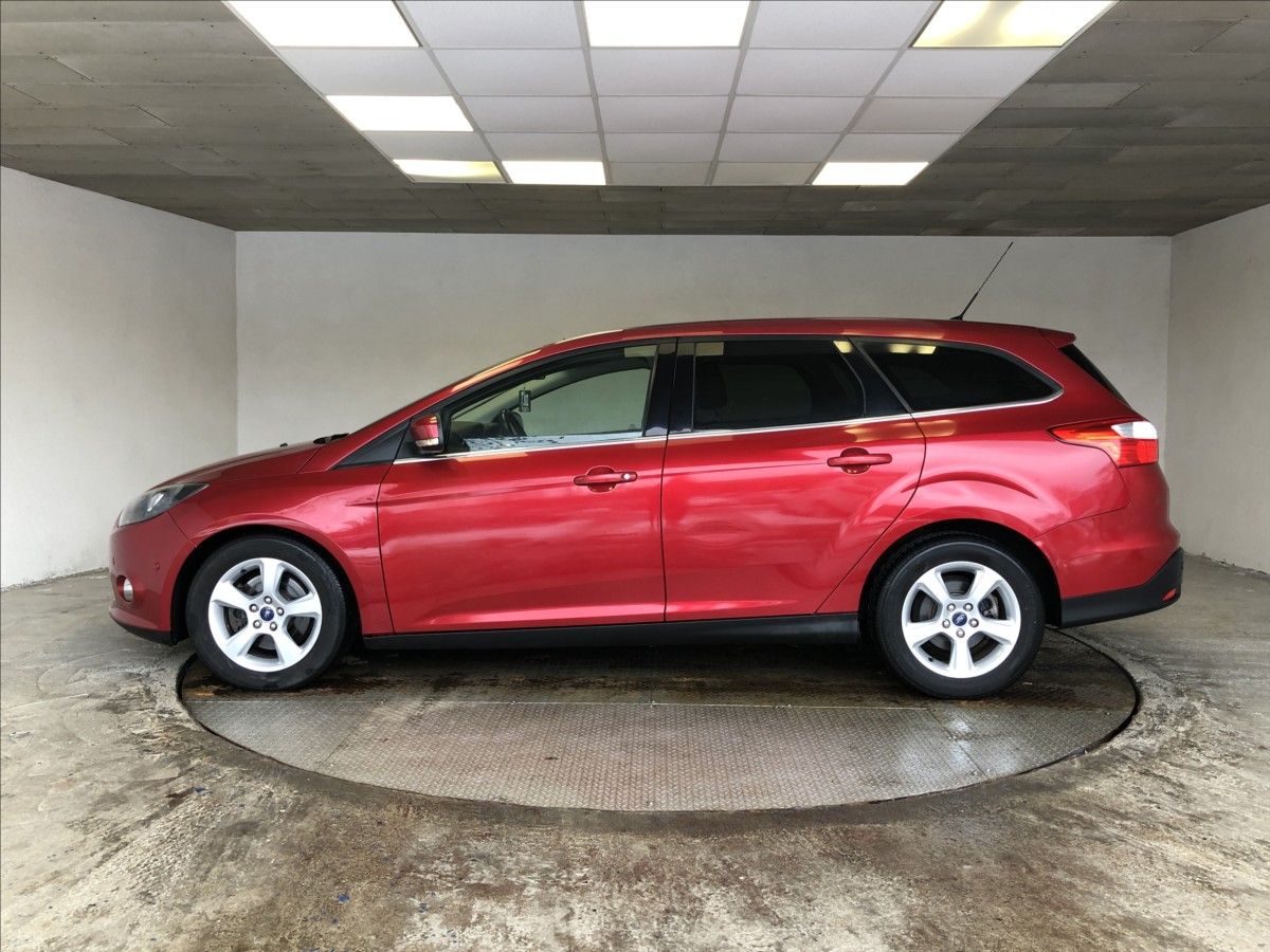 Ford Focus, 2,0 TDCI - fotka 4