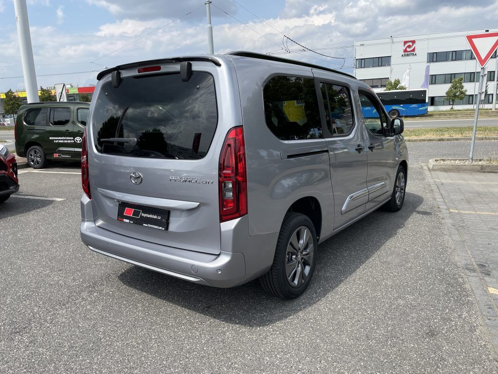 Toyota Proace City Verso, 1.5D 130k Long ODBĚR 6/2026 - fotka 3
