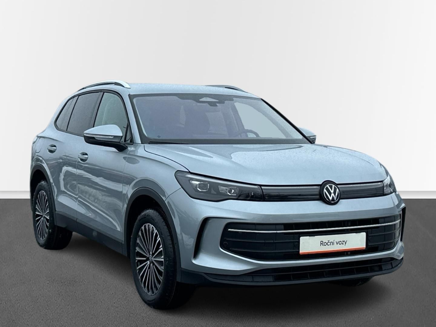 Volkswagen Tiguan, People 1,5 TSI 150 kW eHybrid - fotka 6