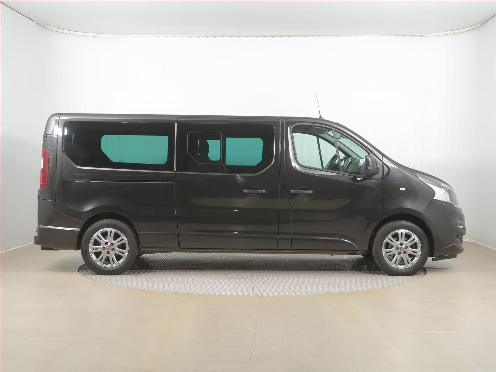 Fiat Talento, 2.0 EcoJet, Bus, 5Míst, Klima - fotka 6