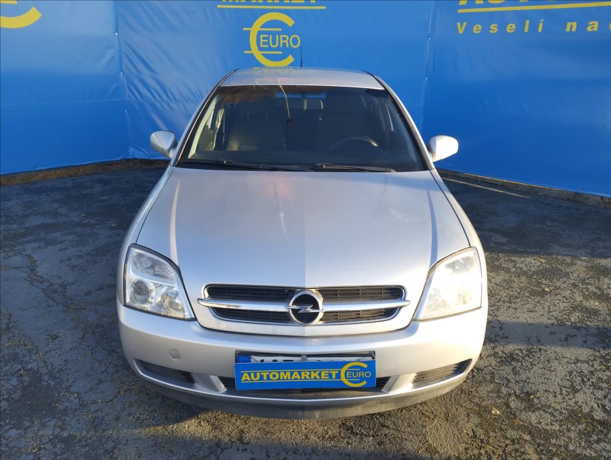 Opel Vectra, 1,8 i 90KW - fotka 2