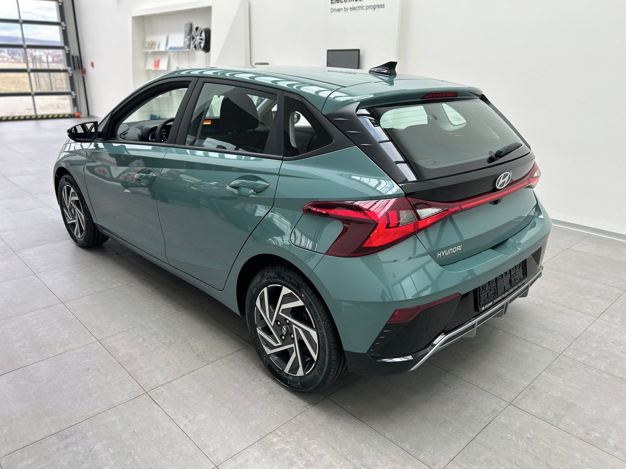 Hyundai i20, 1,0 TGDI WAVE - fotka 3