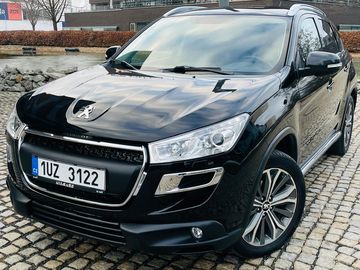 1.8HDI 4x4 VÝHŘEV KAMERA TAŽNÉ