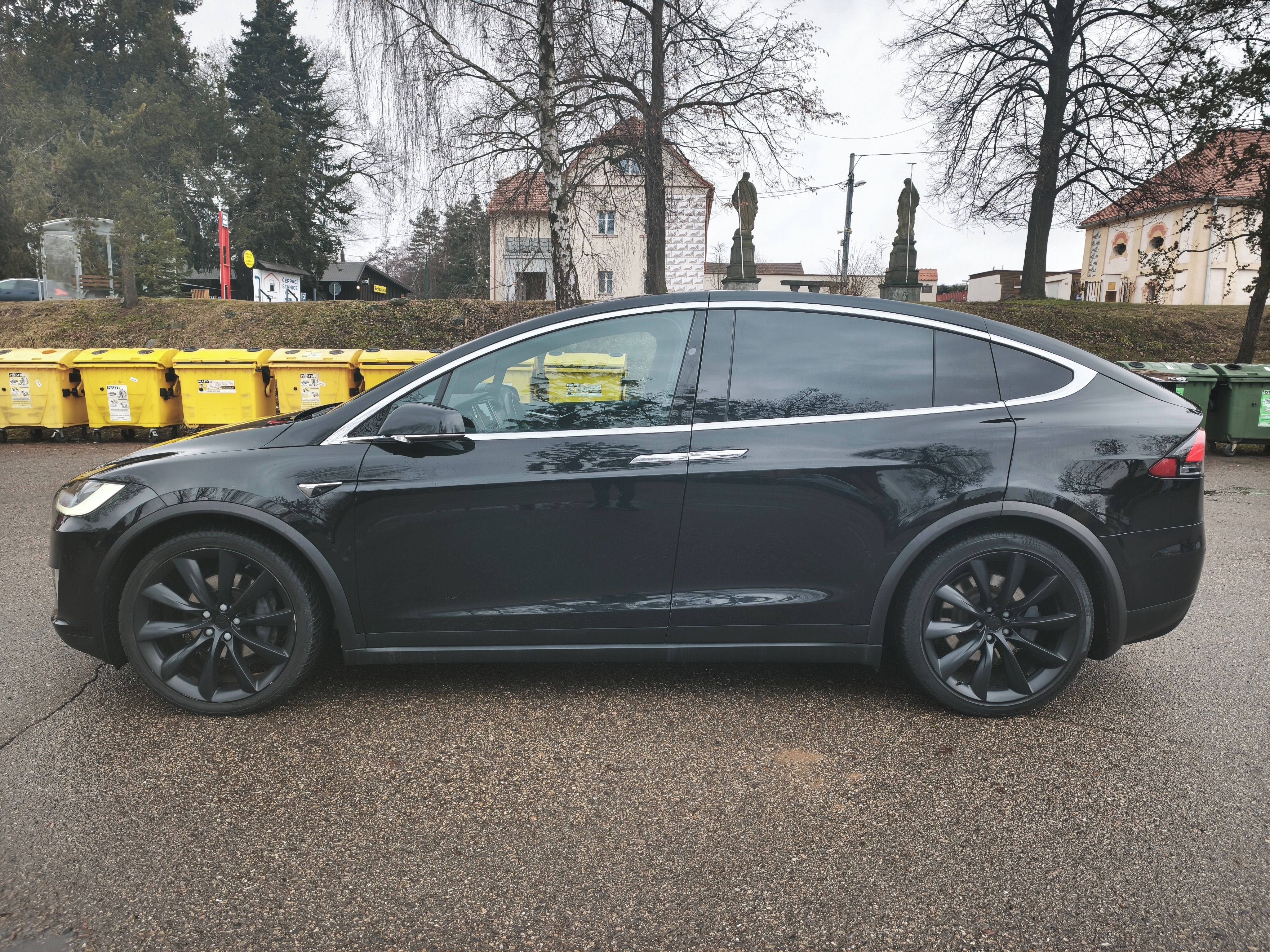 Tesla Model X, 75D SLEVA, 6 míst DPH,kola 22" - fotka 6