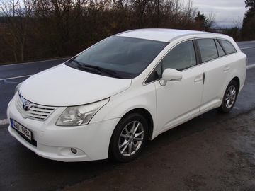2.0 D-4D, 93 kW,klima,p.kamera