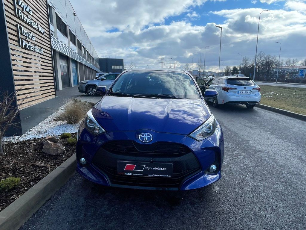 Toyota Yaris, 1.5 Hybrid automat 116k Style - fotka 2
