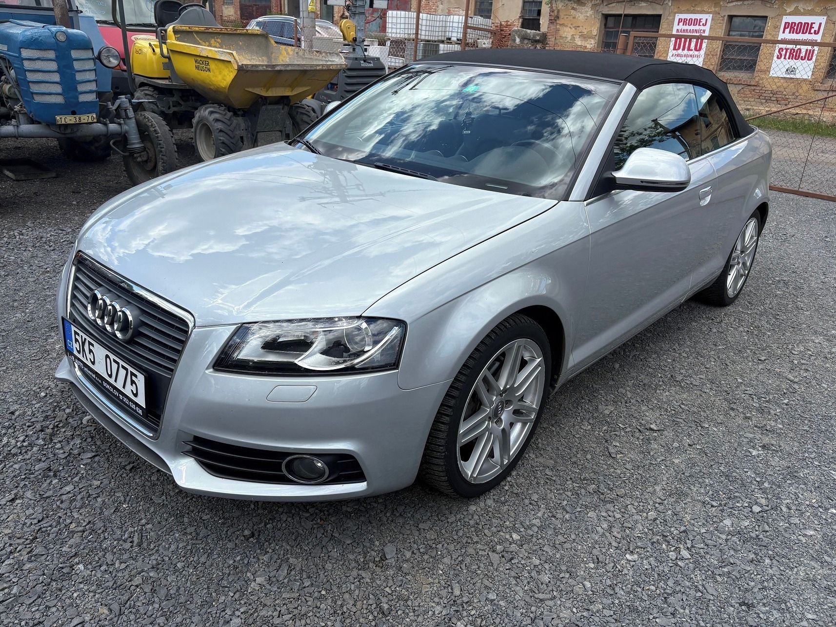 Audi A3, cabrio 1.8T S line - fotka 3