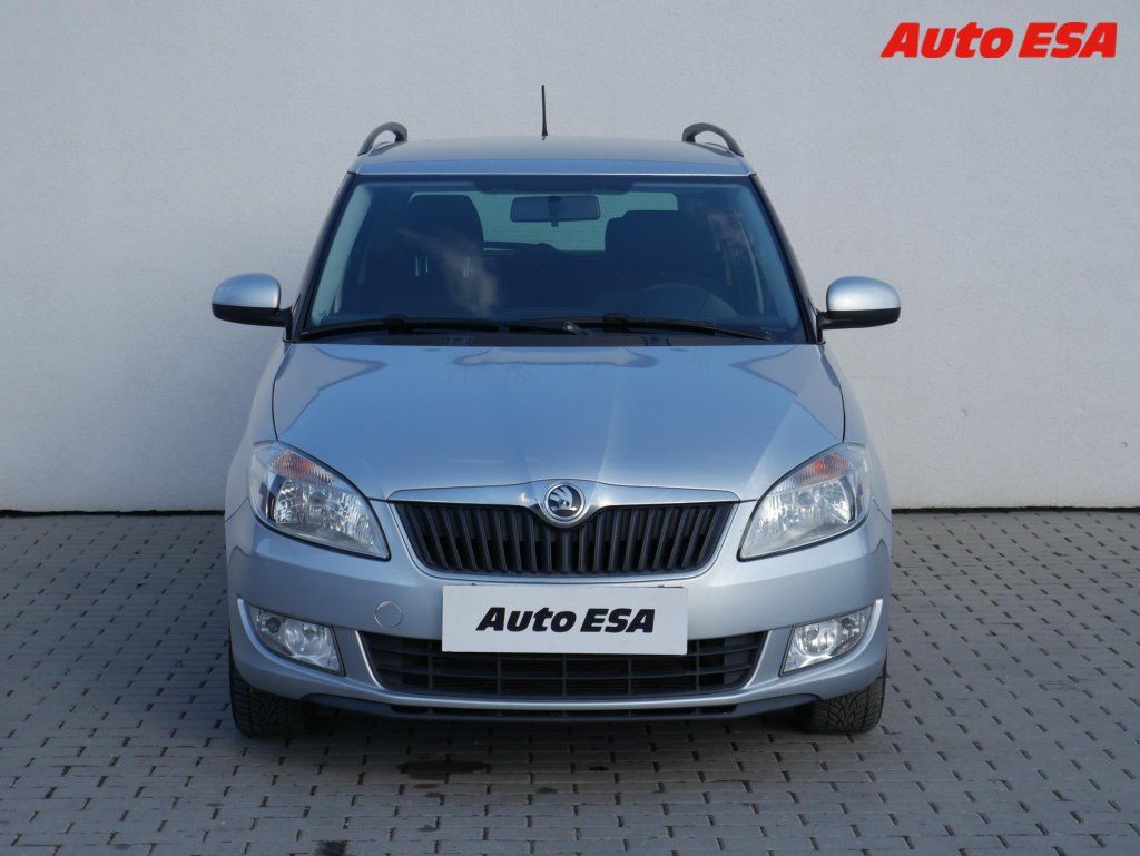Škoda Fabia, 1.2 TSI,ČR,AC,el. výbava - fotka 2