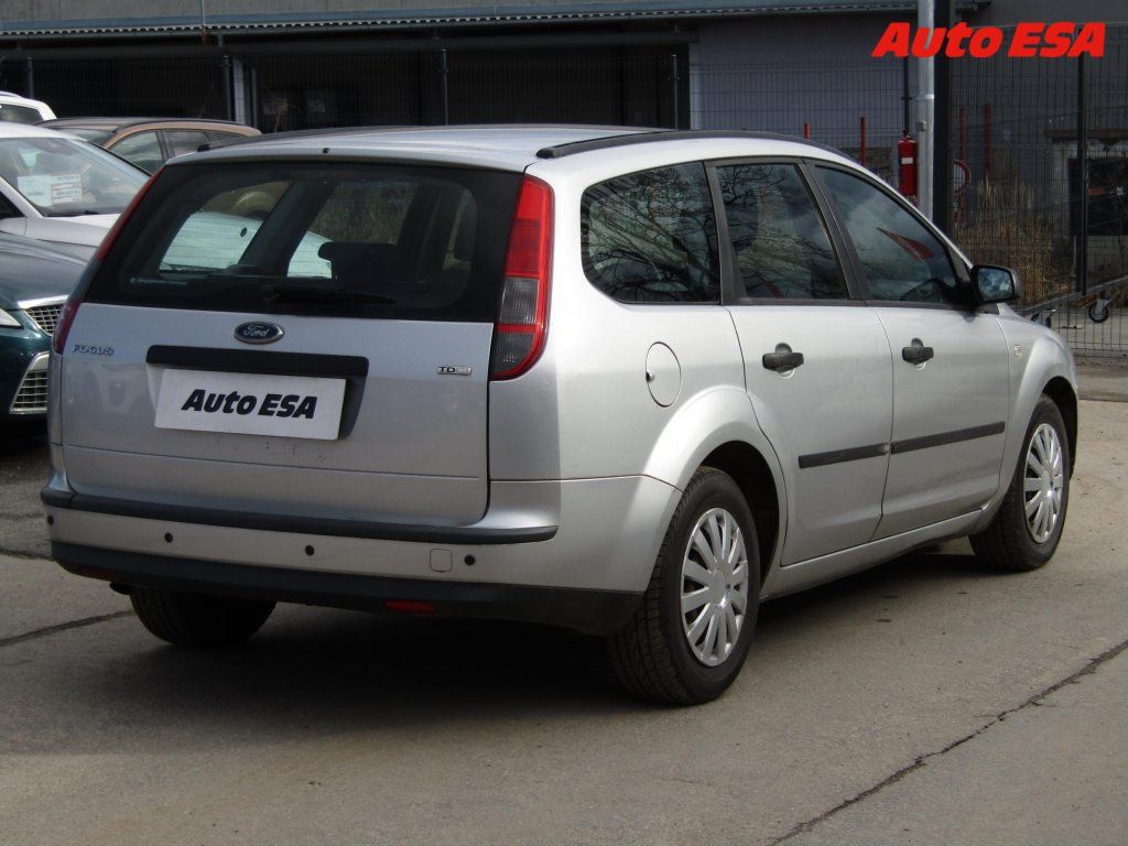 Ford Focus, 1.6TDCi,AC,park.asist - fotka 4