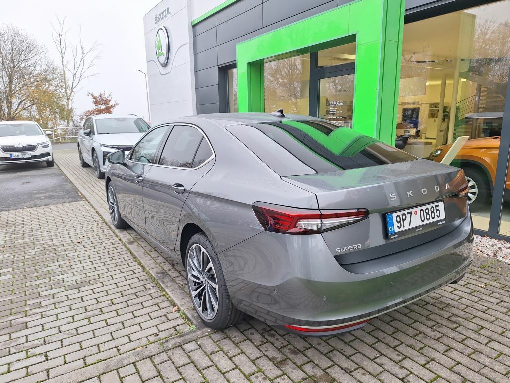 Škoda Superb, L&K 2,0TDI 110kW - fotka 5