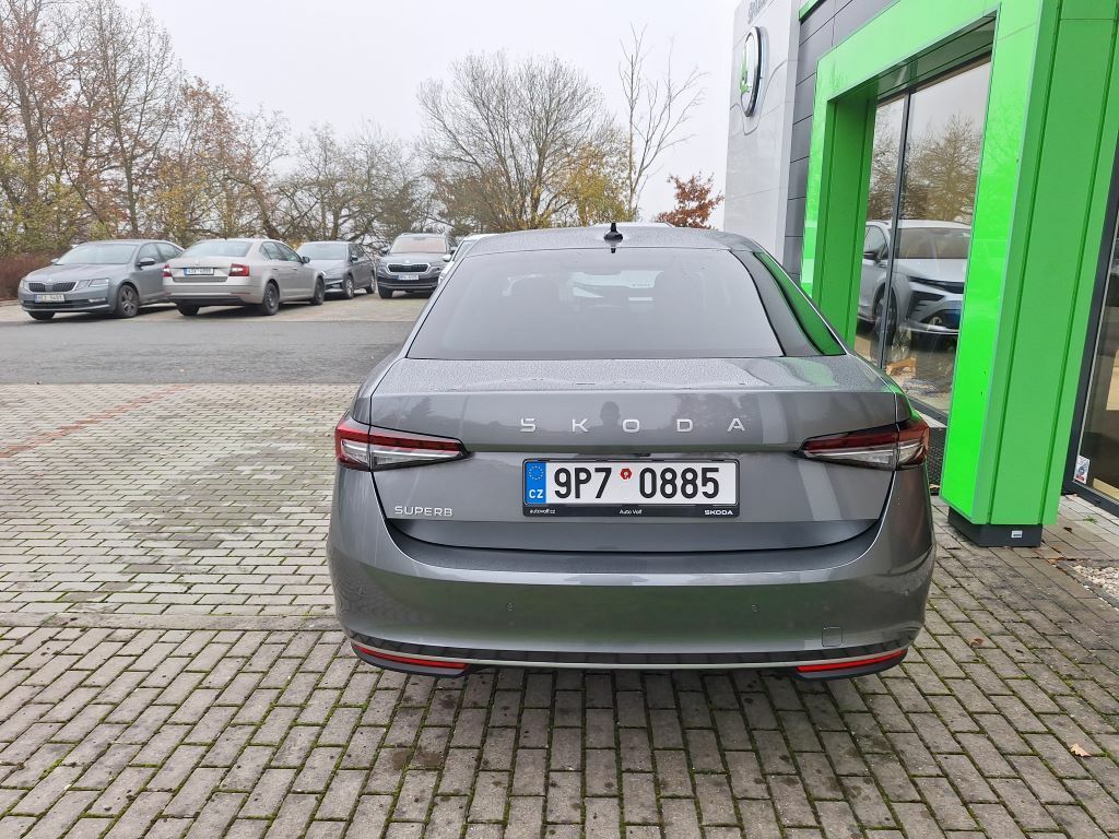 Škoda Superb, L&K 2,0TDI 110kW - fotka 6