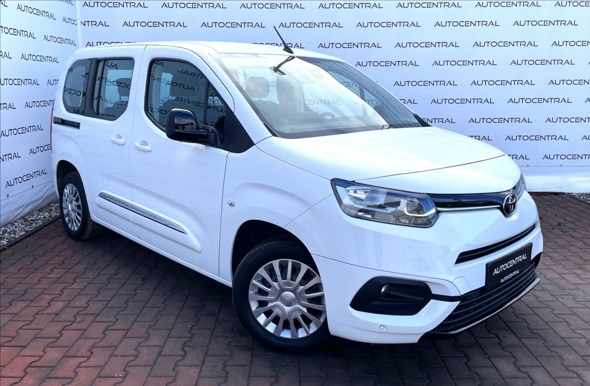 Toyota Proace City Verso, 1,2 i,81kW,STK 2/28