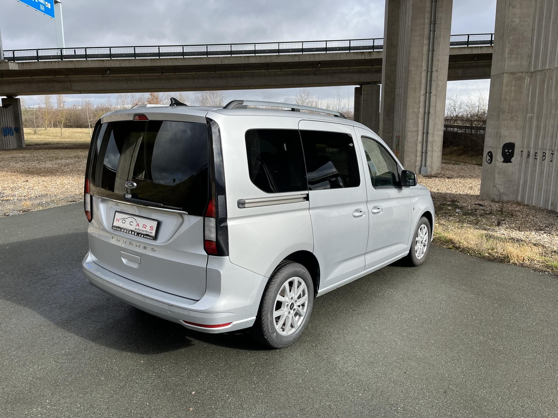 Ford Tourneo Connect, 2.0TDI 90KW 6R*NAVIGACE WINTER - fotka 4