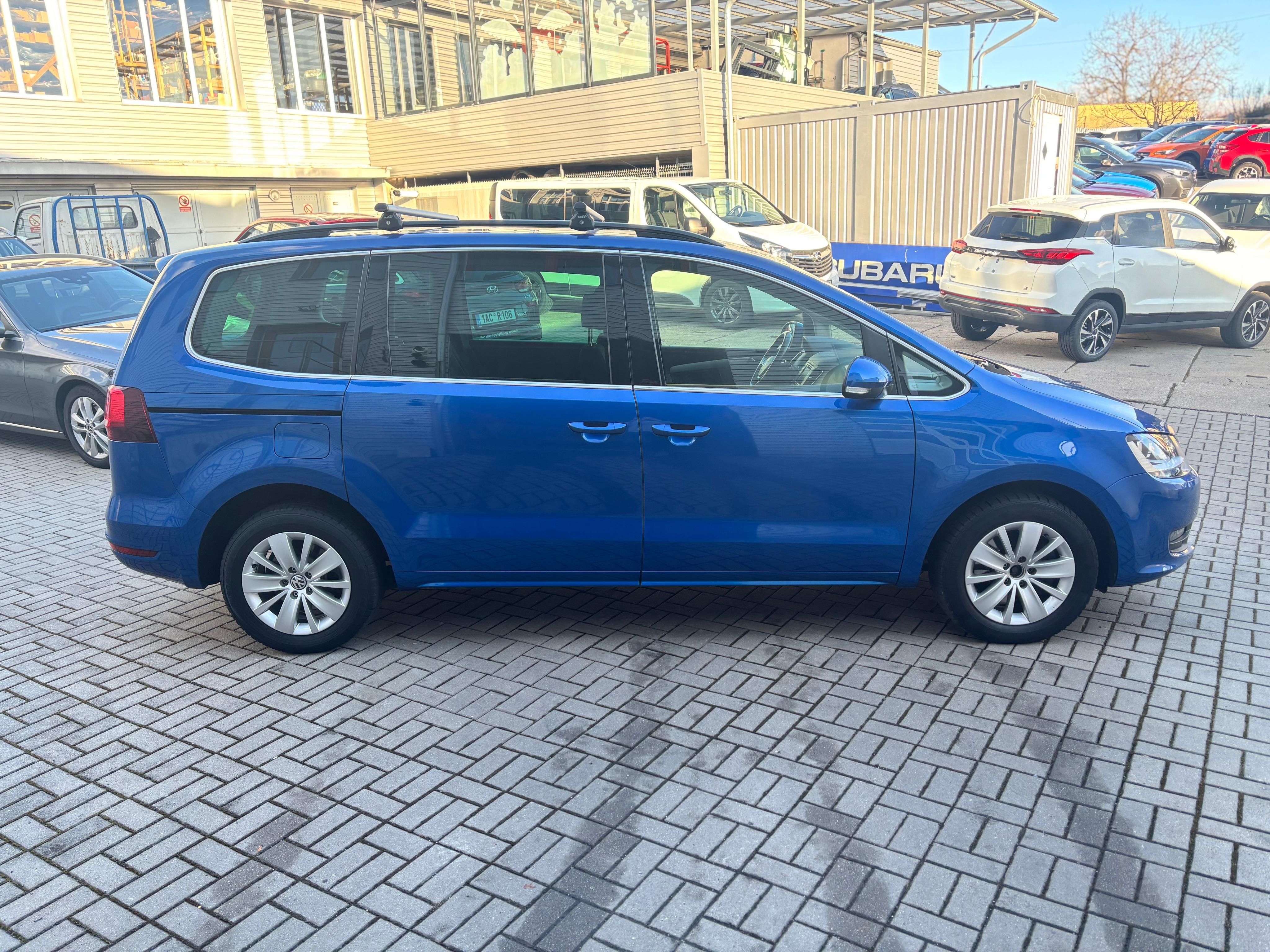 Volkswagen Sharan, 1.4 TSI / TAŽNÉ / NAVIGACE - fotka 2