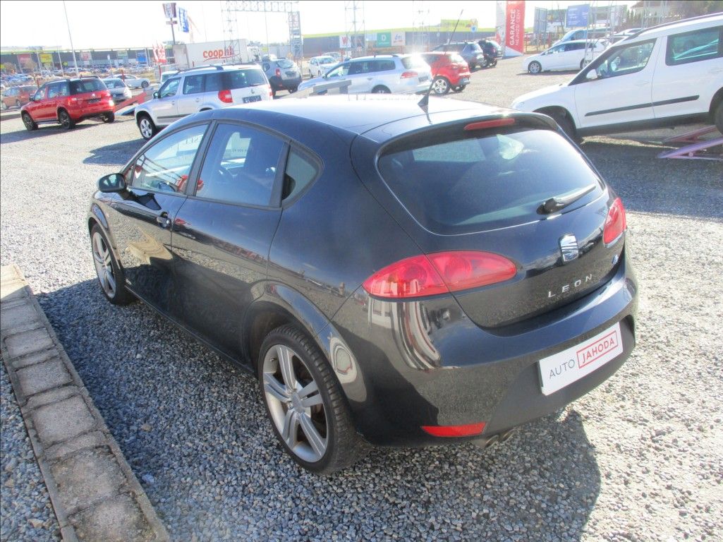 Seat Leon, 1,9 TDI FR, aut. klima, 125kw, - fotka 6