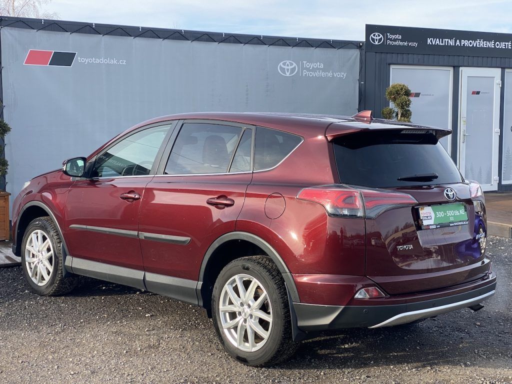 Toyota Rav4, 2.0i, ČR-2m, Executive, 4x4 - fotka 4