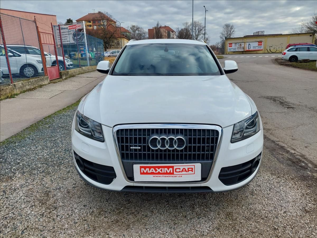 Audi Q5, 2,0 TDi 4x4 - fotka 2