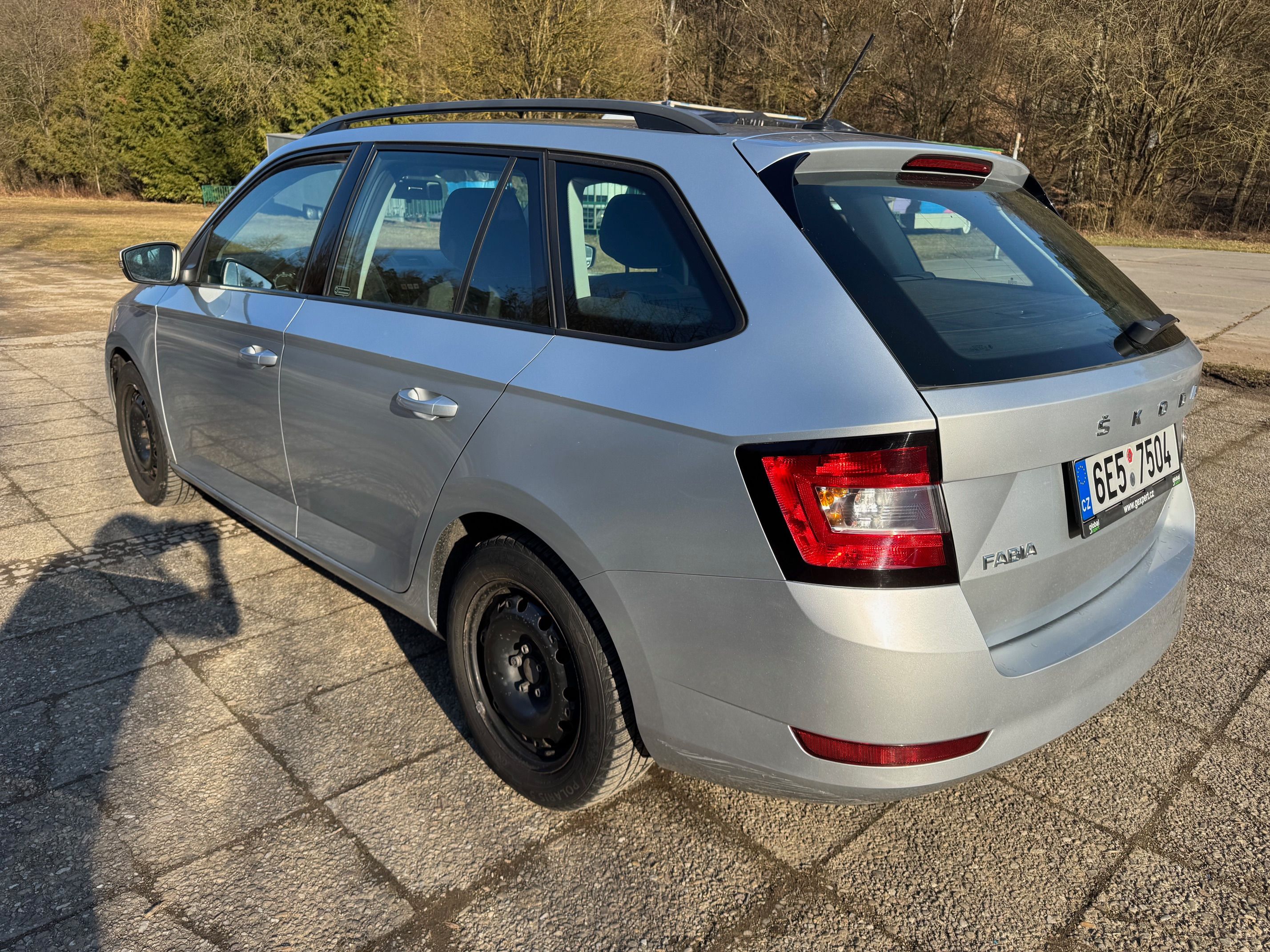 Škoda Fabia, 1.0TSI AMBITION+ 2x KOLA ČR - fotka 4