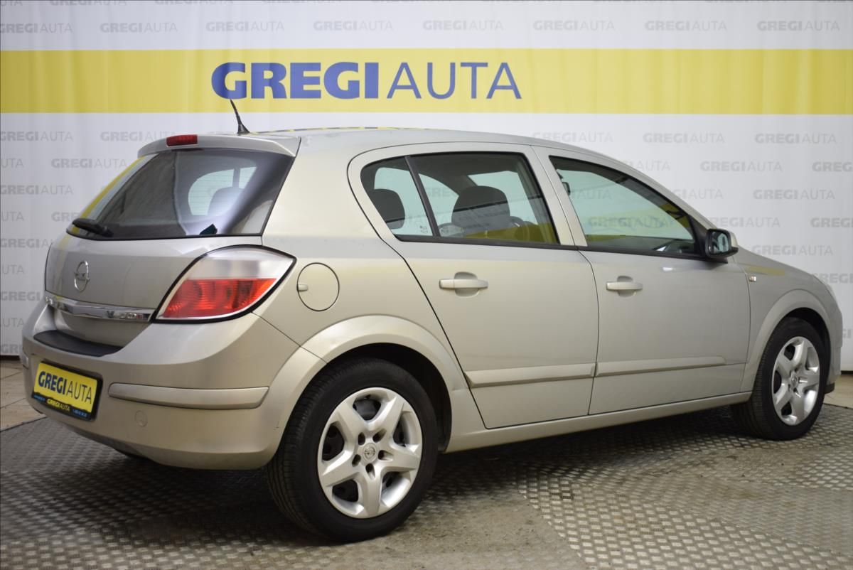 Opel Astra, 1,7 CDTi PO SERVISU,PO STK - fotka 6