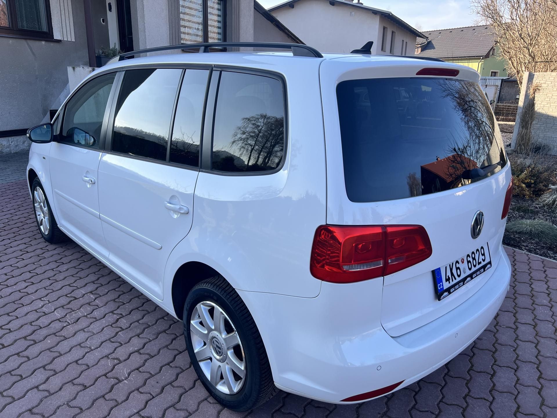 Volkswagen Touran, 1.6TDI 77KW,MATCH,NAVI,DSG,DIG - fotka 5