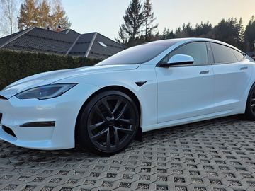 500kW, AWD,nové ČR, 1.MAJ, DPH