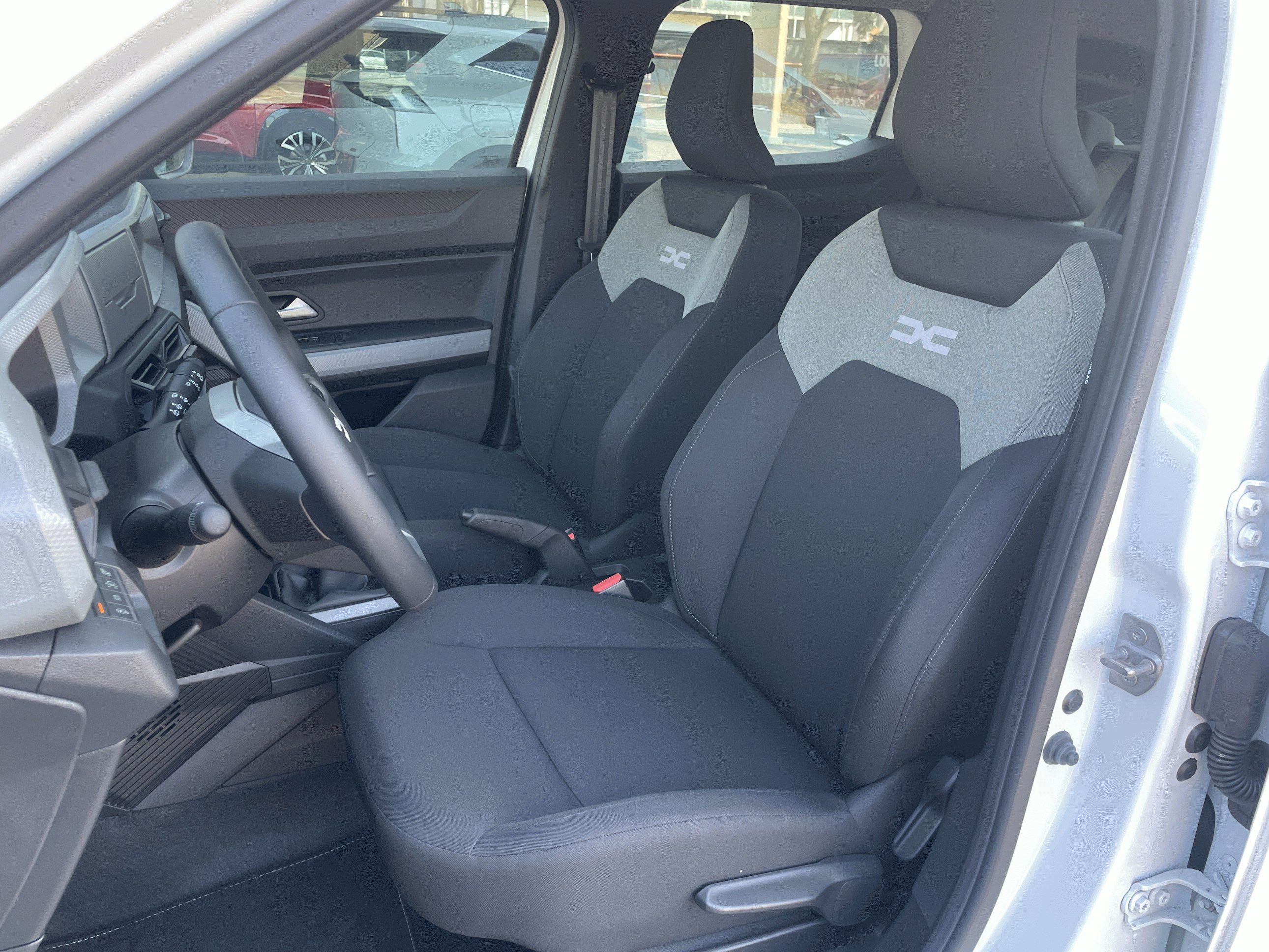 Dacia Duster, Eco-G 100 Essential - fotka 5