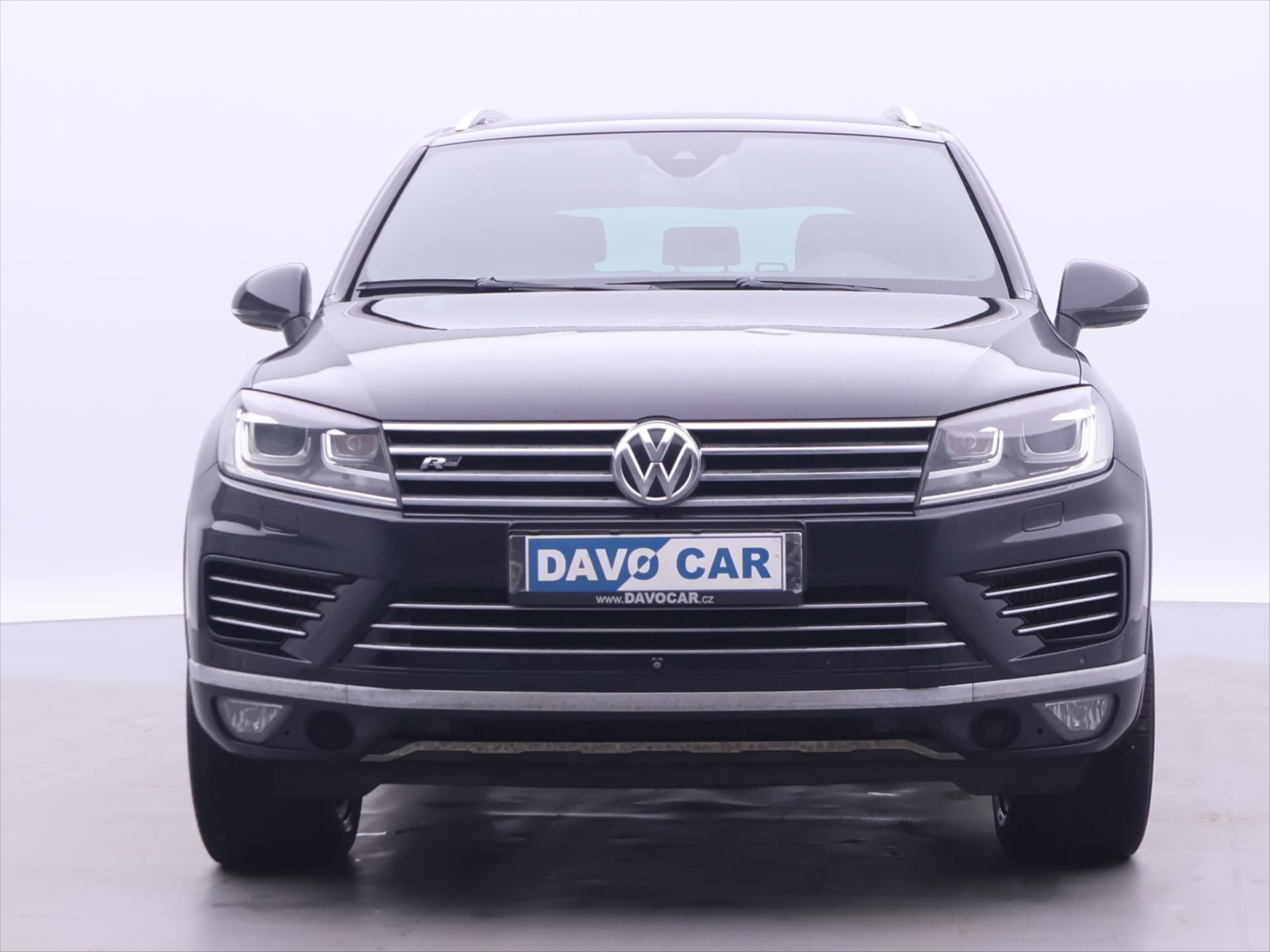 Volkswagen Touareg, 3,0 TDI V6 DSG R-LINE CZ 4M - fotka 2