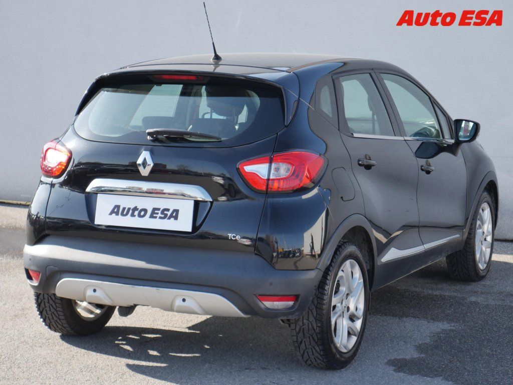 Renault Captur, 1.2 TCe,AT,park.asist - fotka 6