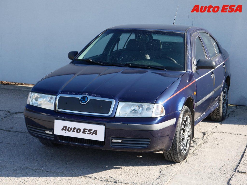 Škoda Octavia, 1.6i - fotka 3