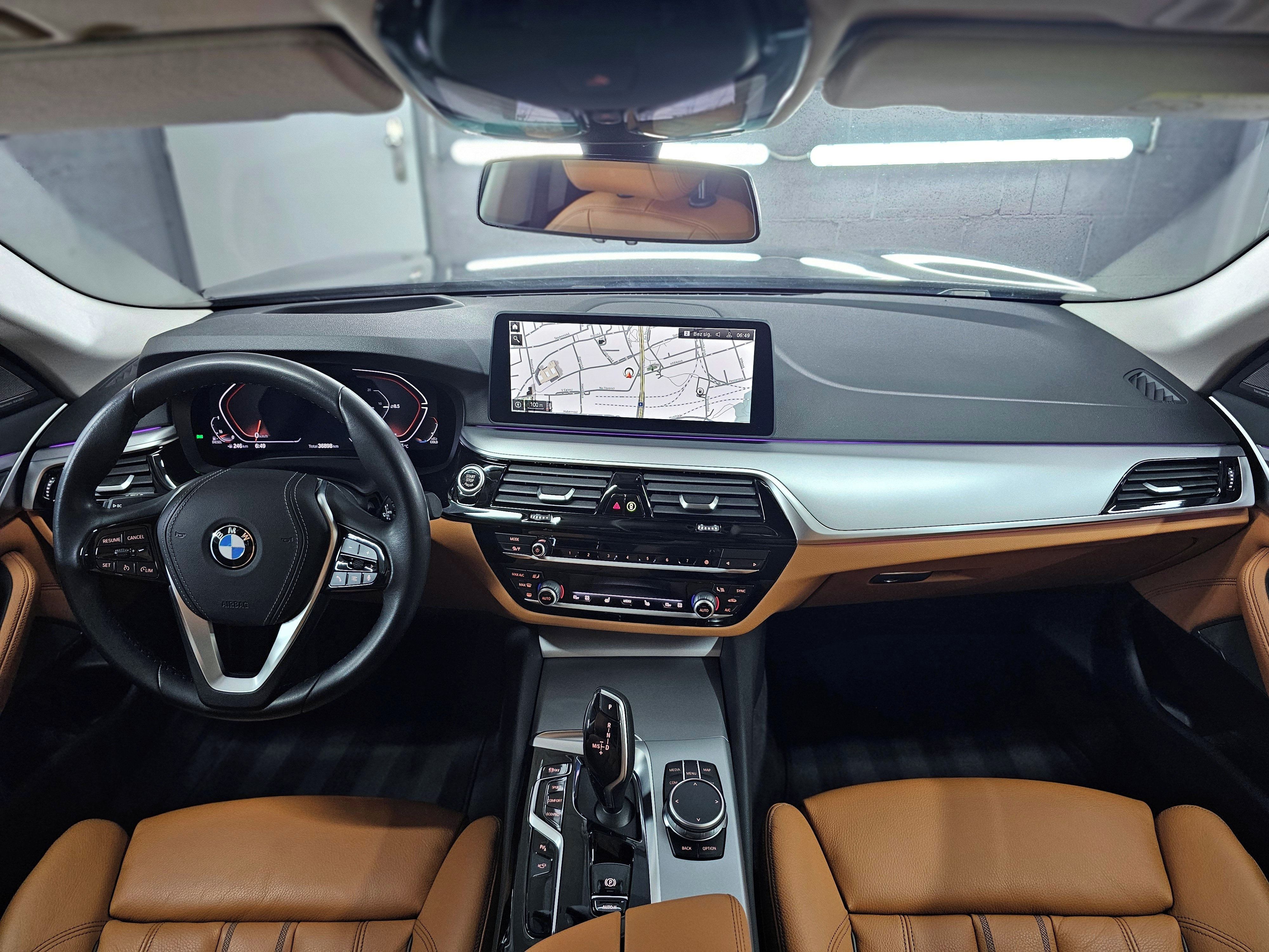 BMW Řada 5, 530dxM 4x4|Lasery|H&K|360°|DPH - fotka 2