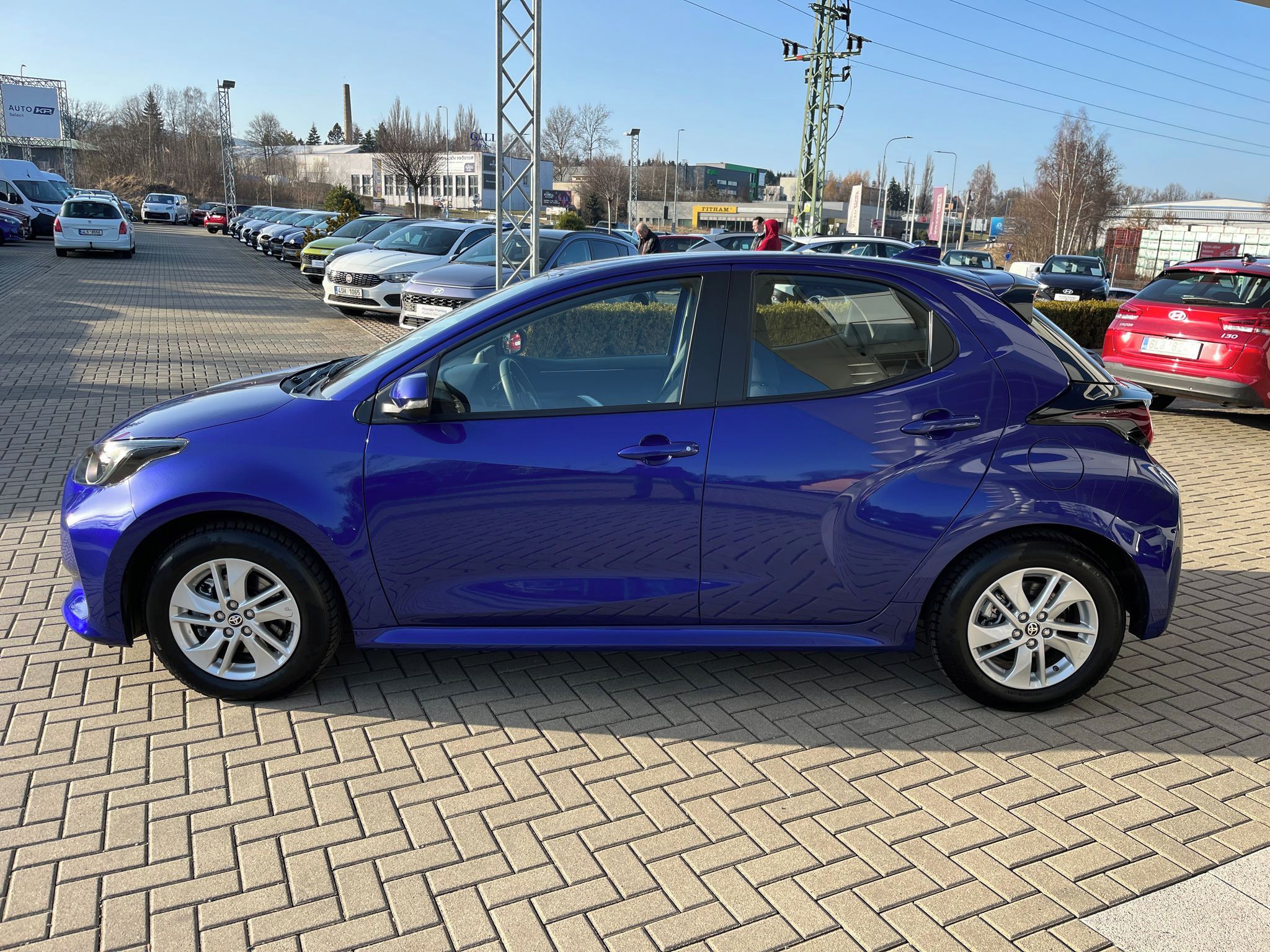 Toyota Yaris, 1.5 Hybrid e-CVT Comfort - fotka 3