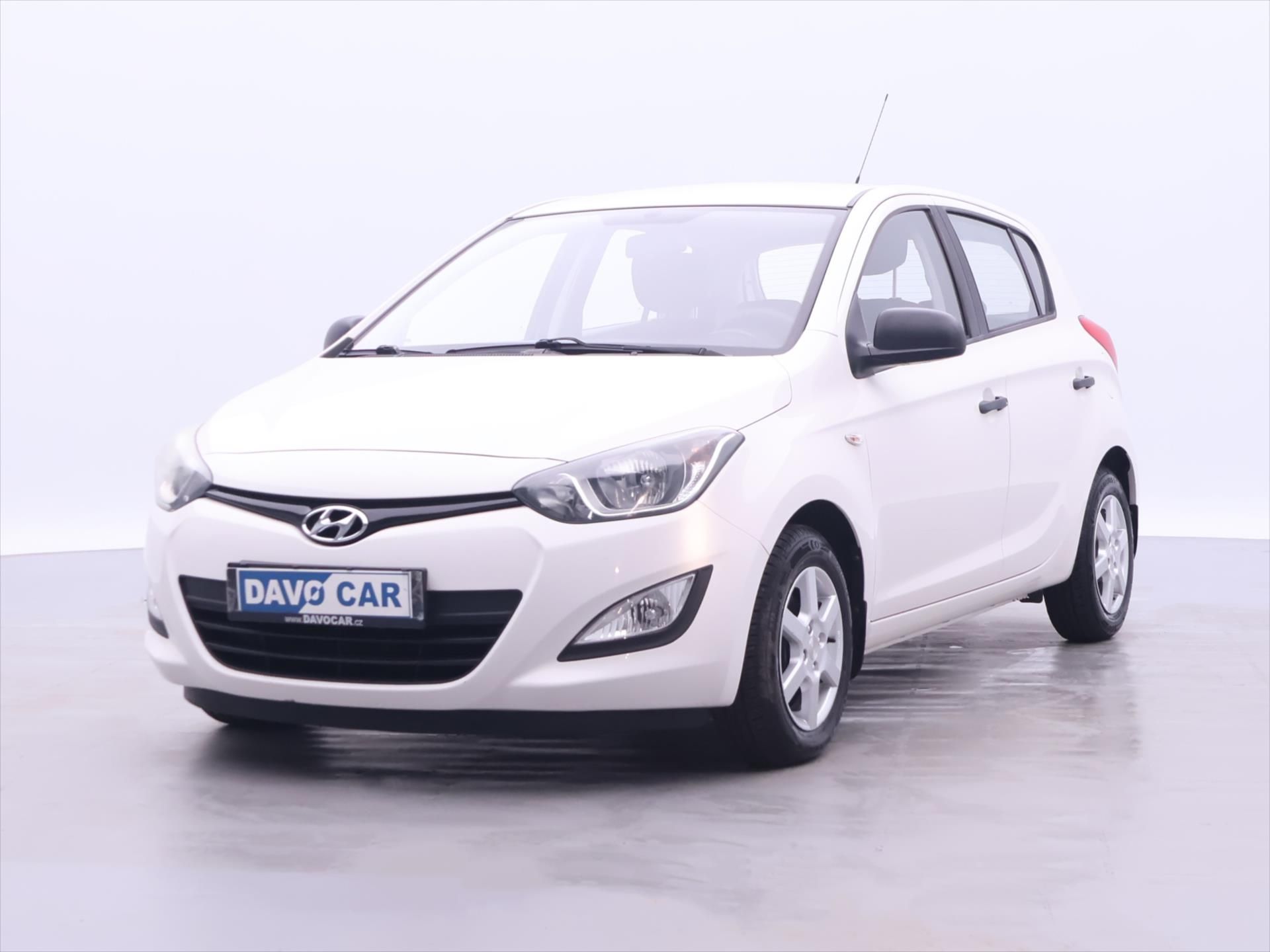 Hyundai i20, 1,3 i 62kW CZ Klima DPH - fotka 3