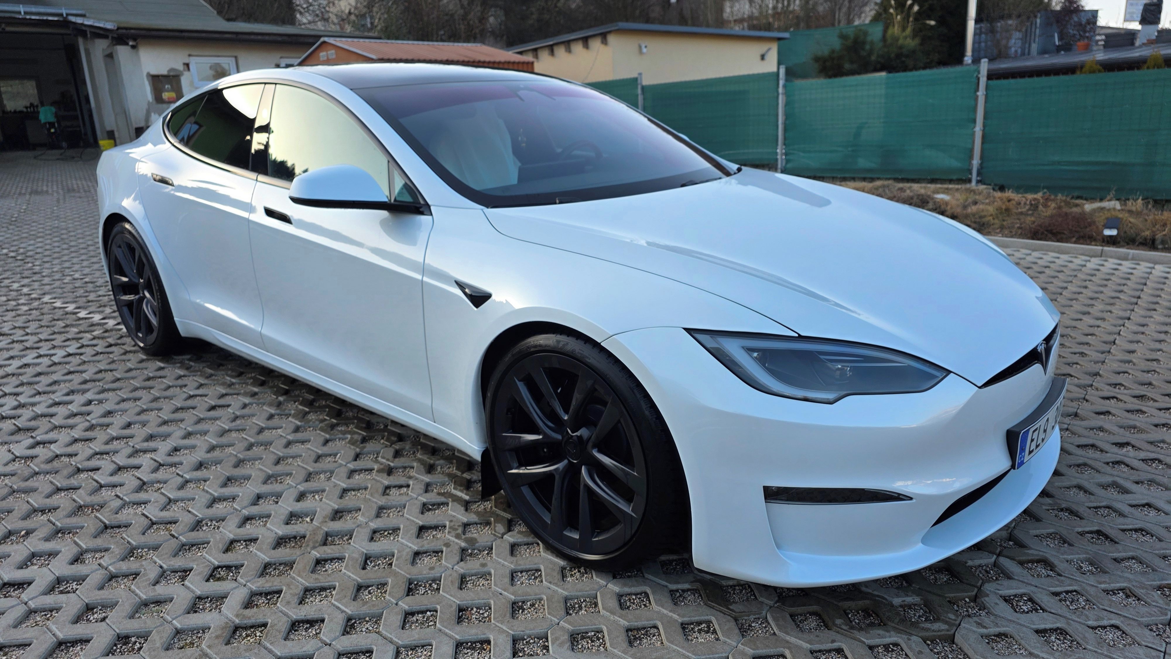Tesla Model S, 500kW, AWD,nové ČR, 1.MAJ, DPH - fotka 3