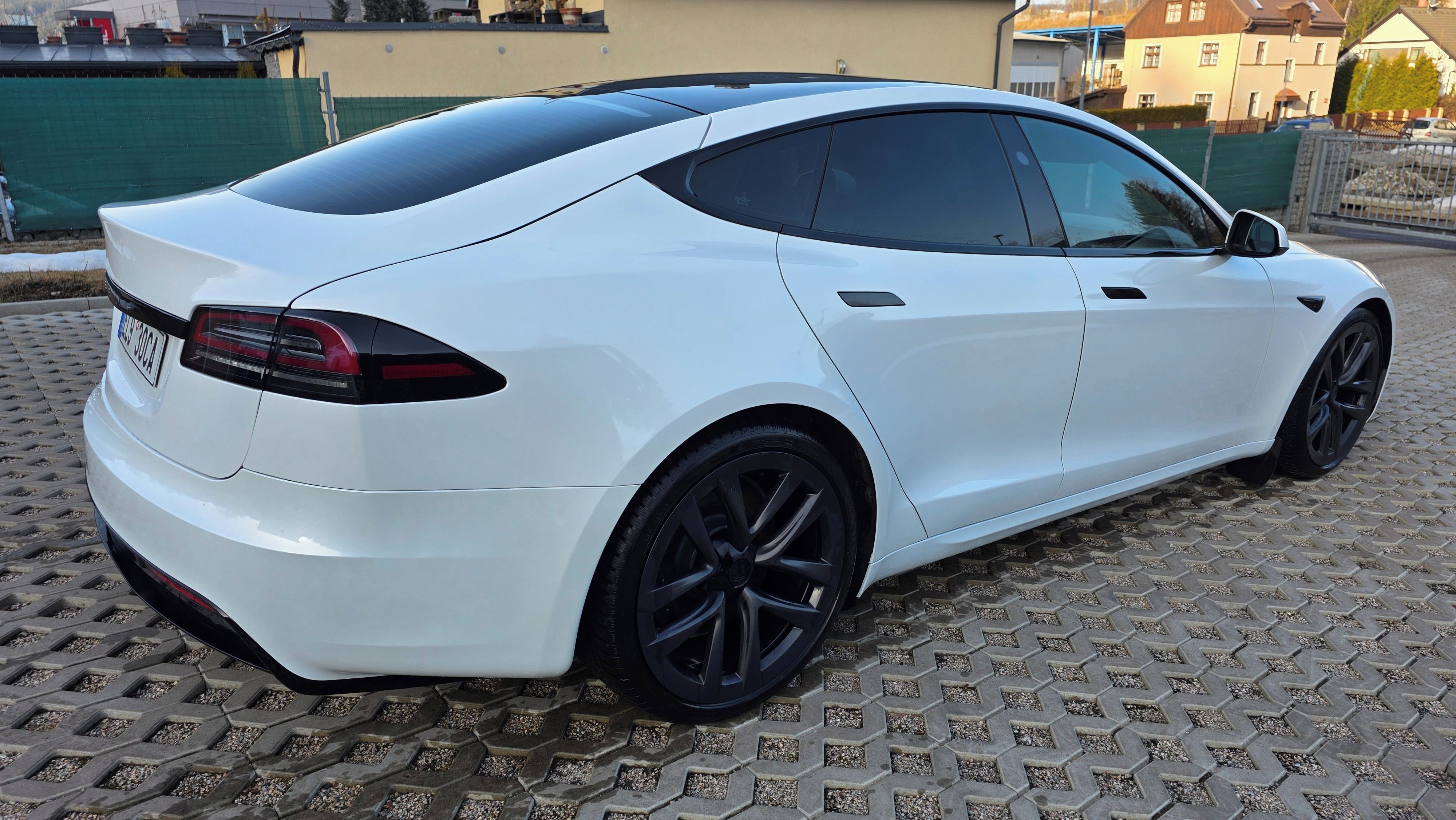 Tesla Model S, 500kW, AWD,nové ČR, 1.MAJ, DPH - fotka 5