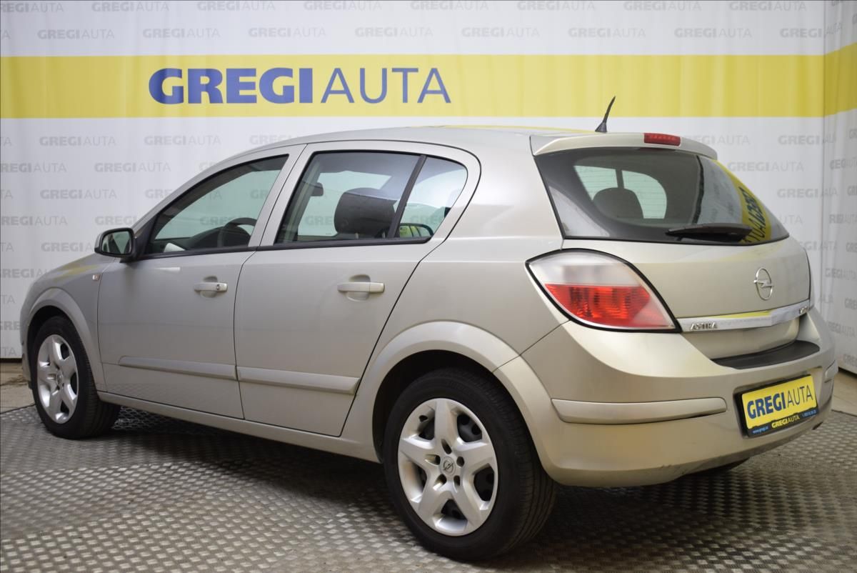 Opel Astra, 1,7 CDTi PO SERVISU,PO STK - fotka 5