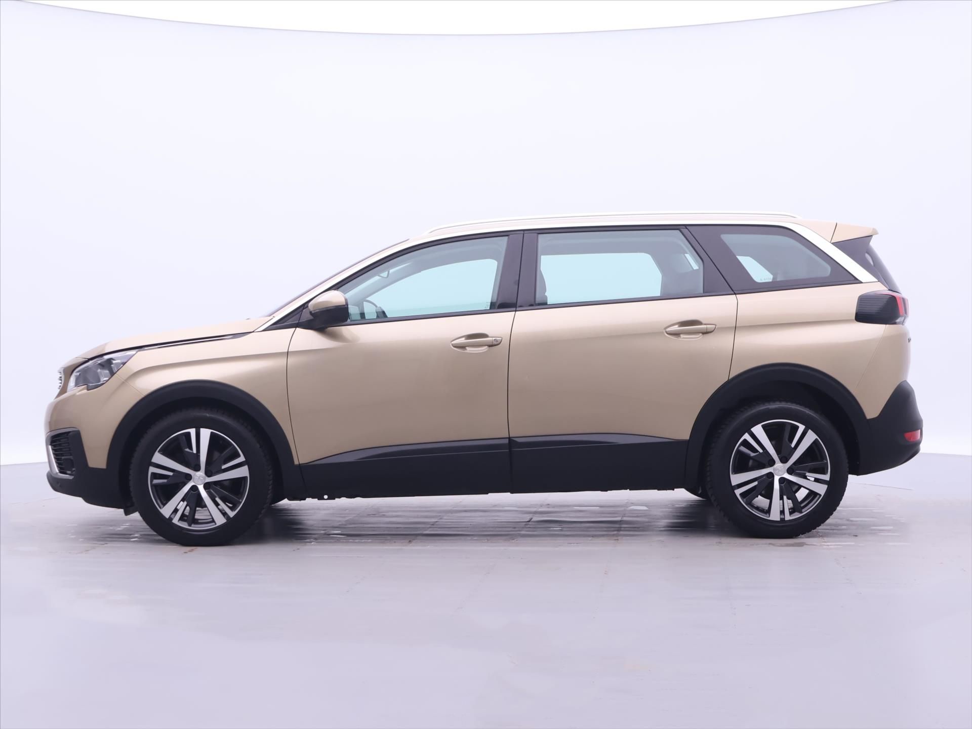 Peugeot 5008, 1,2 PureTech 96kW Navi Virtual - fotka 4