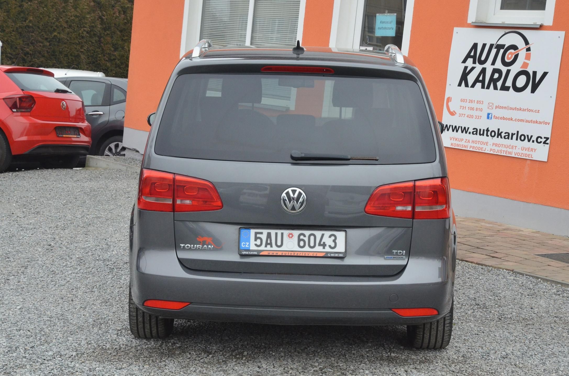 Volkswagen Touran, 1.6 TDi 77kW PANORAMA NAVI - fotka 5