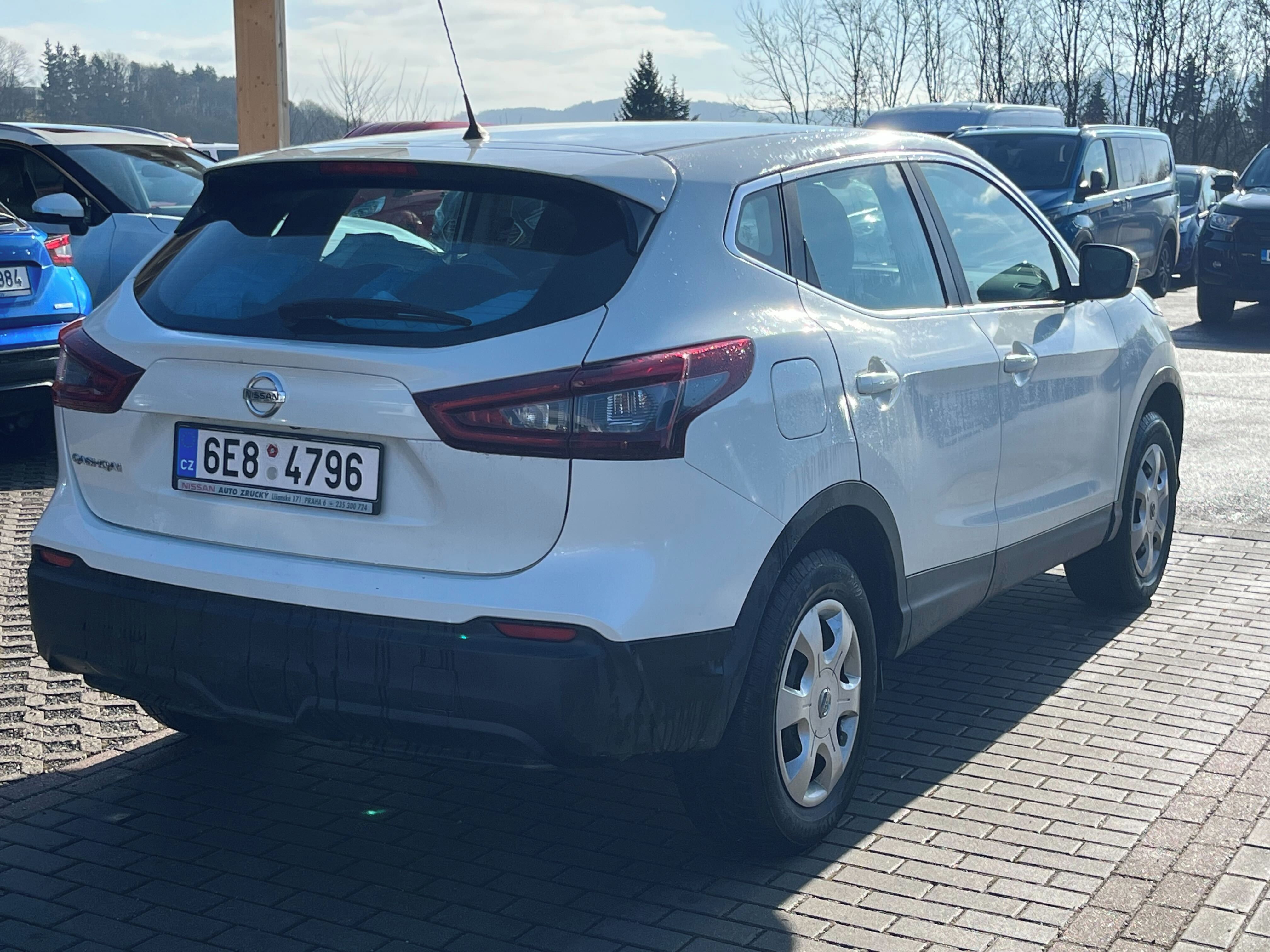 Nissan Qashqai, 1.3 DIG-T 103 kW 140 k Acenta - fotka 4