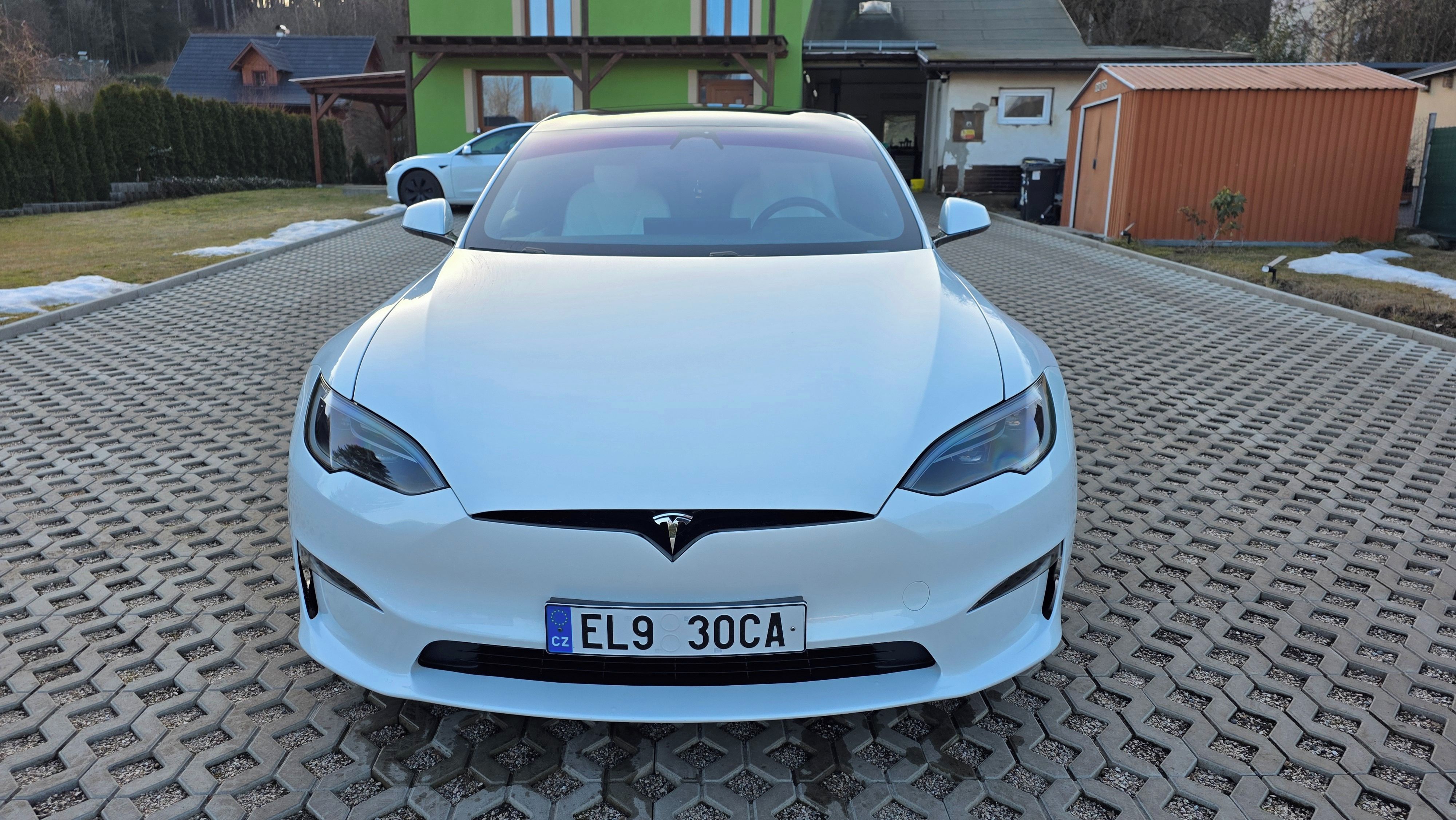 Tesla Model S, 500kW, AWD,nové ČR, 1.MAJ, DPH - fotka 2