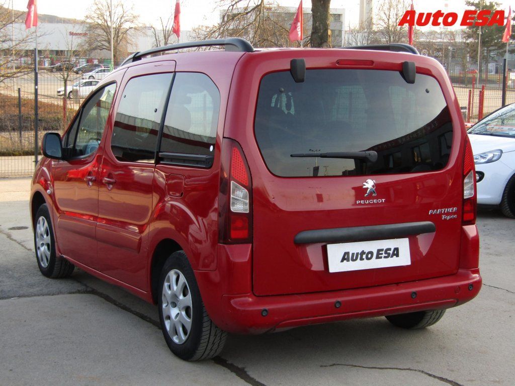 Peugeot Partner, 1.6HDi,ČR,servis.kniha,AC - fotka 6