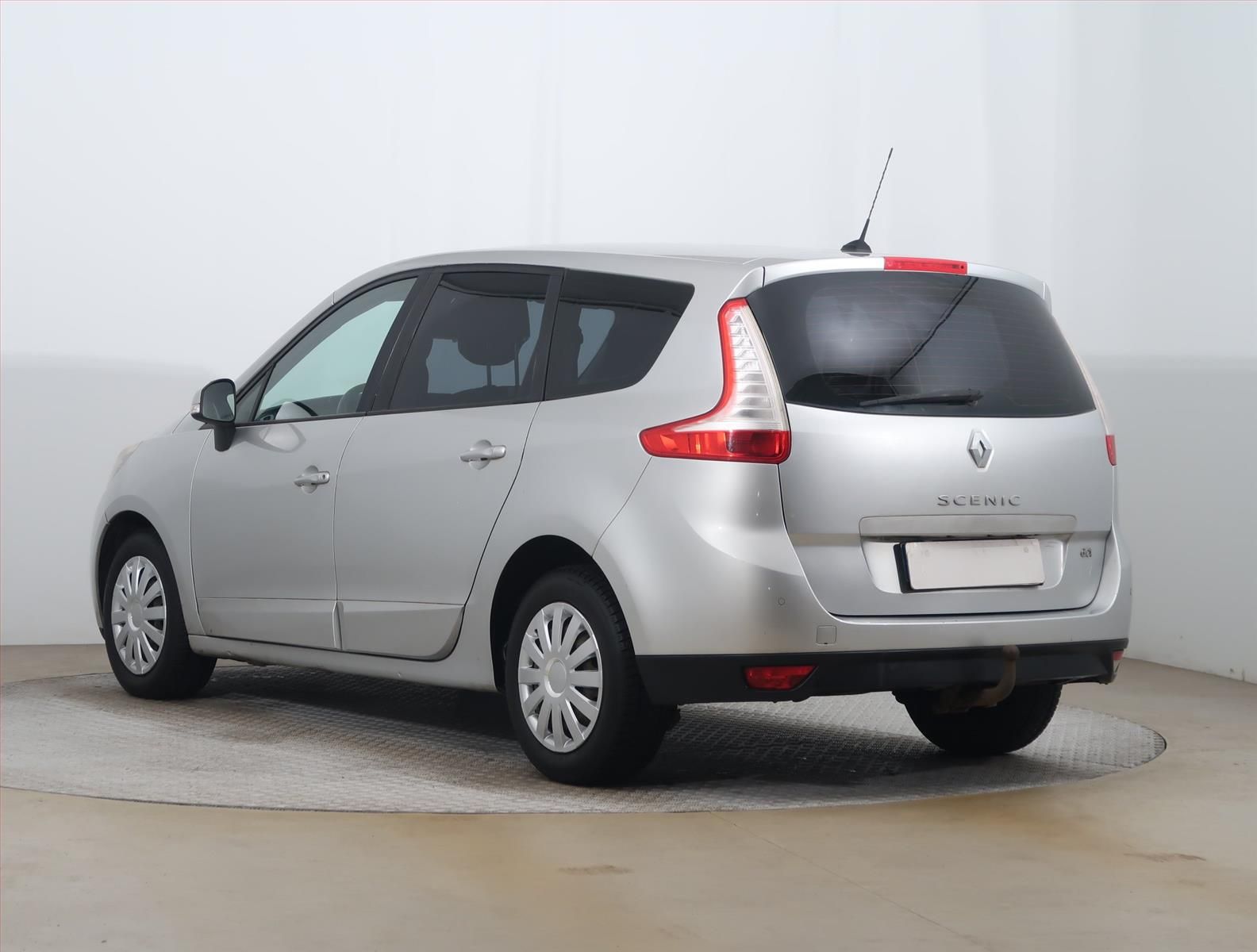 Renault Grand Scénic, 1.5 dCi, Automatická klima - fotka 4
