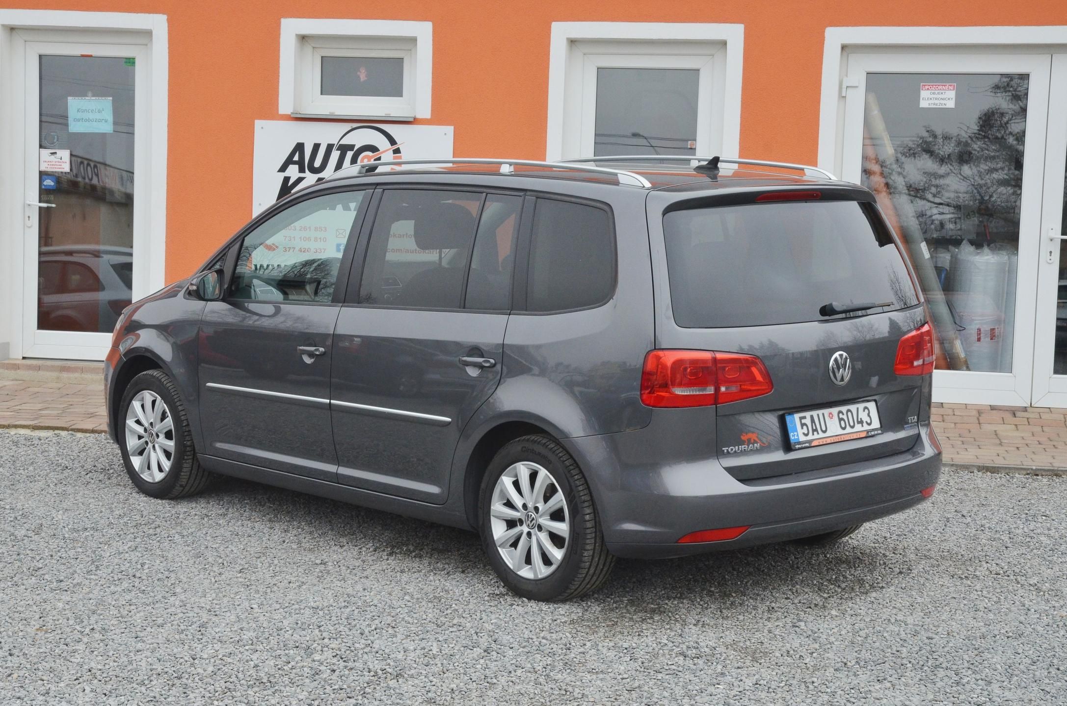 Volkswagen Touran, 1.6 TDi 77kW PANORAMA NAVI - fotka 4