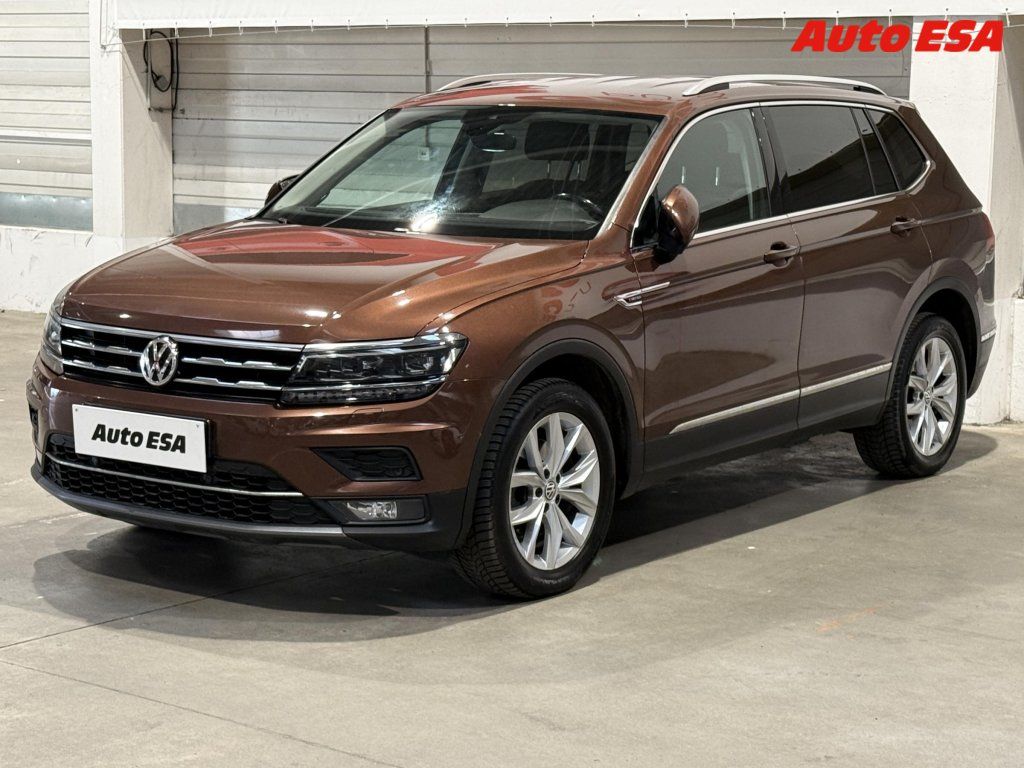 Volkswagen Tiguan, 2.0TDI Allspace 4x4 - fotka 3