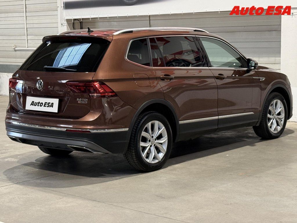 Volkswagen Tiguan, 2.0TDI Allspace 4x4 - fotka 6