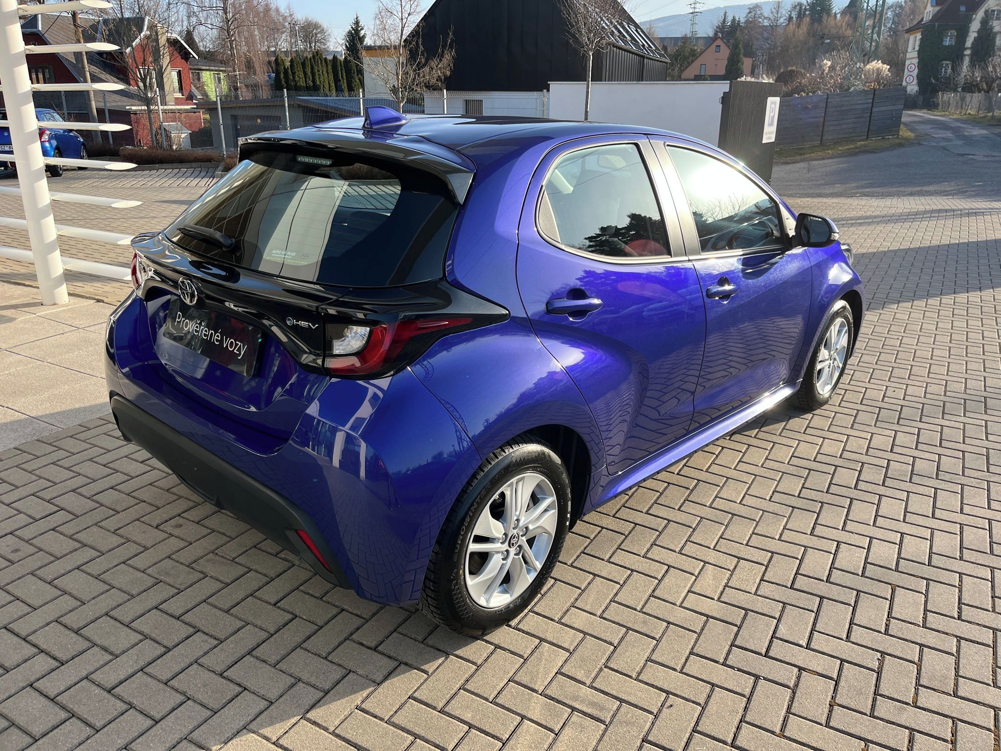 Toyota Yaris, 1.5 Hybrid e-CVT Comfort - fotka 6