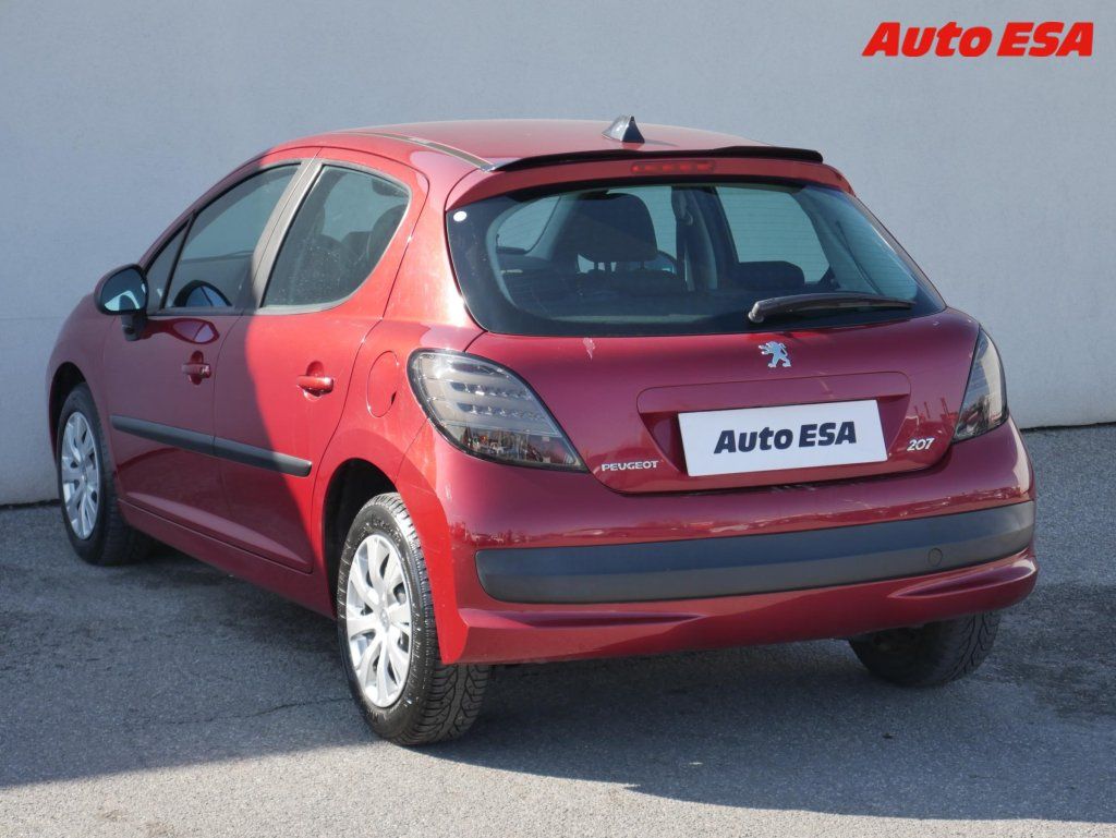 Peugeot 207, 1.4i,AC - fotka 6